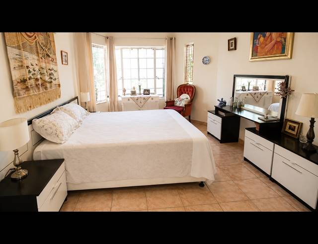 3 BEDROOM TOWNHOUSE FOR SALE IN THREE RIVERS PROPER